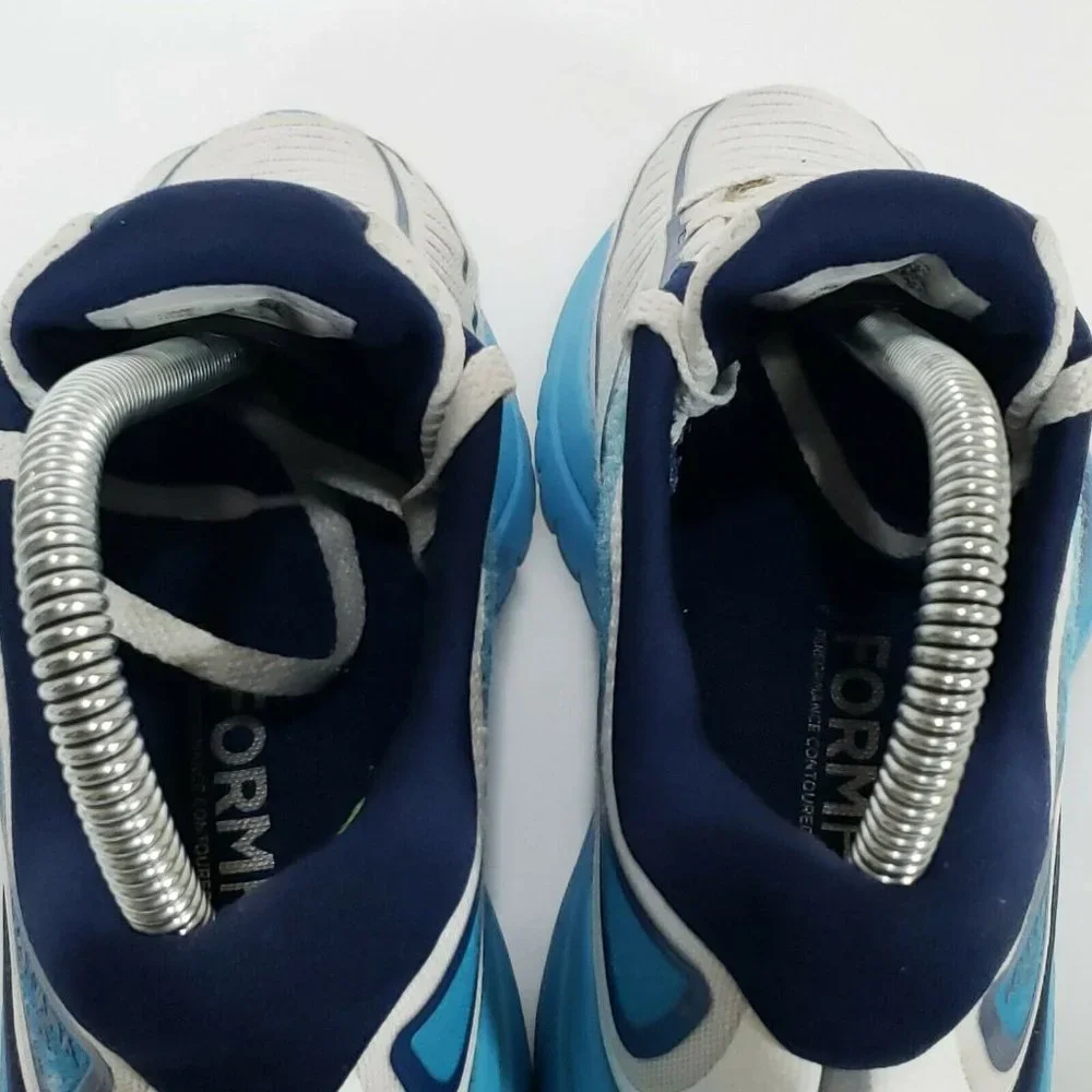 Saucony‎ Kinvara 10 Women's Size 6 White Blue Running Shoes Sneakers Lace Up